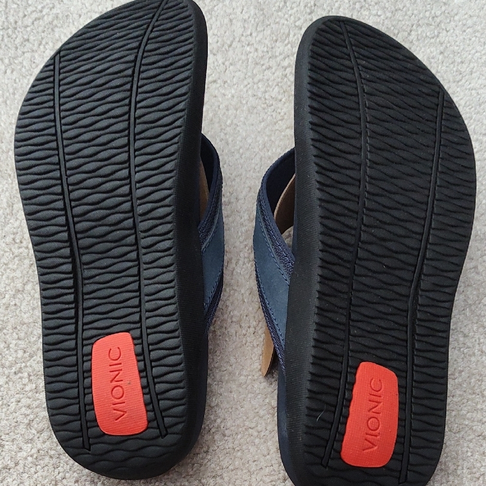 Vionic Navy and Black Flip Flop Sandals - Picture 4 of 4